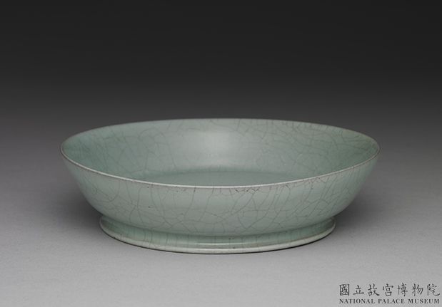 Plate with greenish-blue glaze, Ru ware, Northern Song dynasty-China Archive